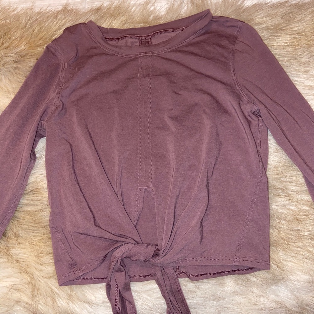 purple lululemon top